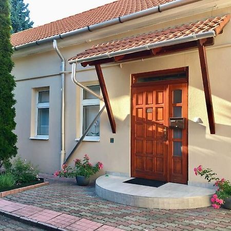 Andrea Apartman Miskolc Belvarosaban Eksteriør billede